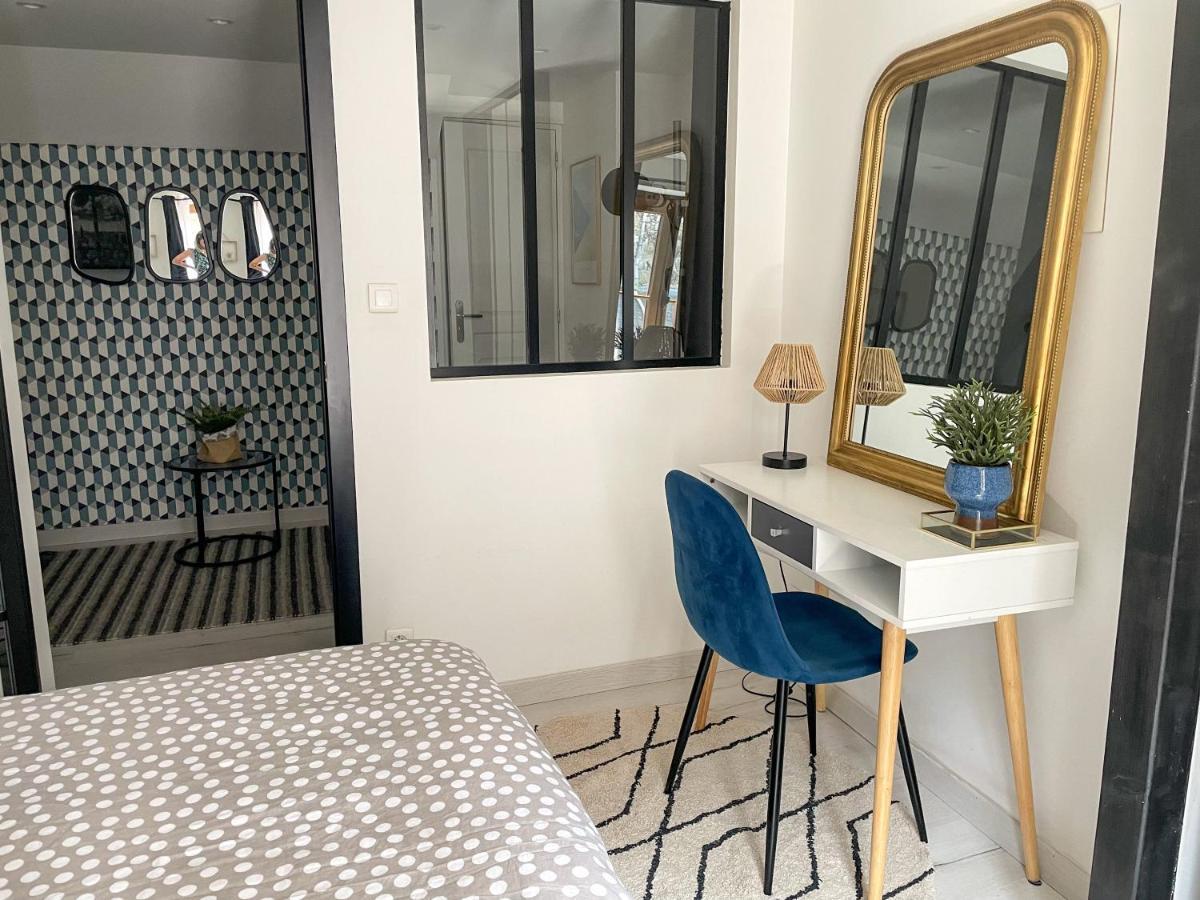 Magnifique Logement Au Pied Du Chateau Блоа Екстериор снимка