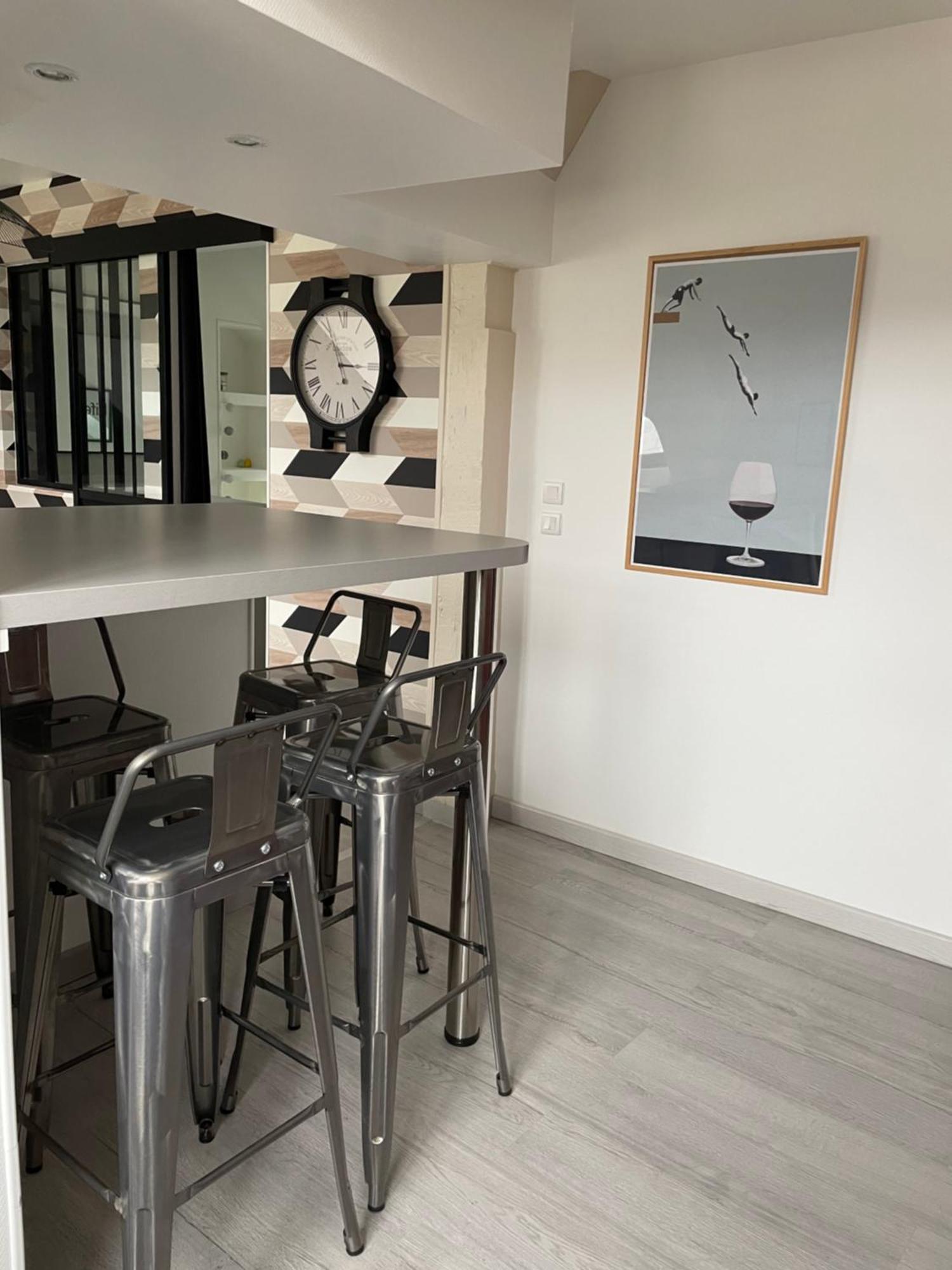 Magnifique Logement Au Pied Du Chateau Блоа Екстериор снимка